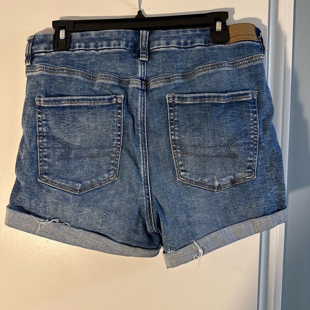 American Eagle curvy hi rise shortie - Picture 2 of 3